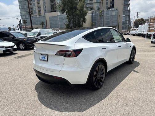 2022 Tesla Model Y Performance Dual Motor All-Wheel Drive
