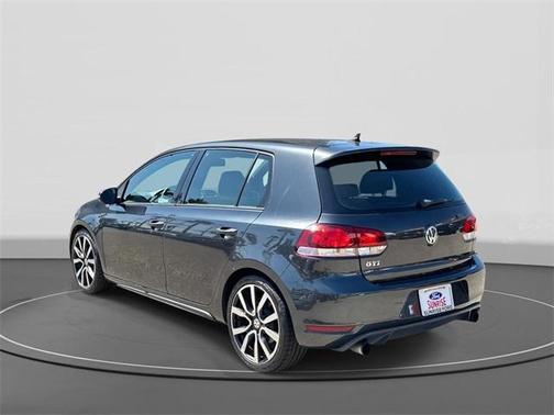 2014 Volkswagen GTI Wolfsburg Edition