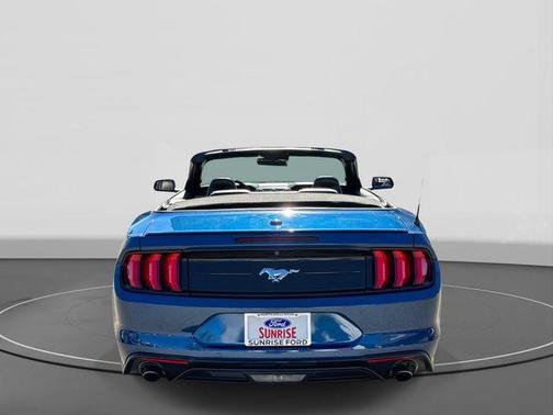 2022 Ford Mustang EcoBoost Premium