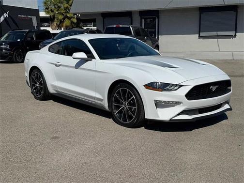 2022 Ford Mustang EcoBoost