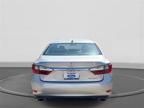 2018 Lexus ES 350 Base