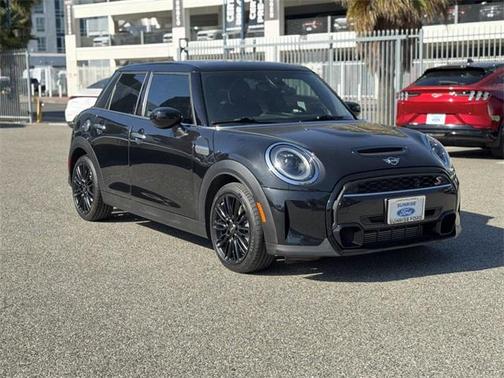 2023 MINI Hardtop Cooper S