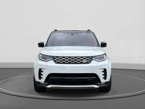2023 Land Rover Discovery P360 Metropolitan Edition