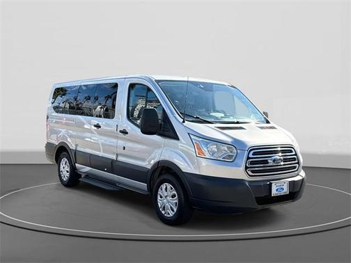 2017 Ford Transit-150 XLT
