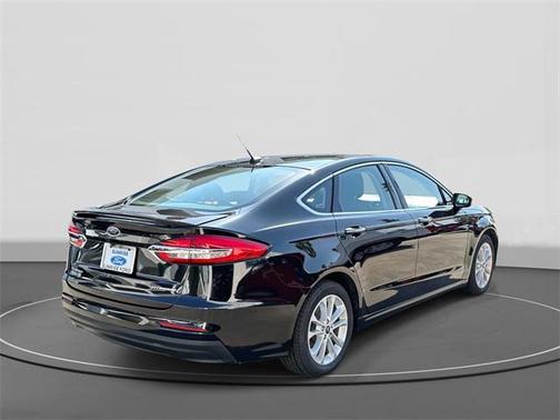 2019 Ford Fusion Energi Titanium