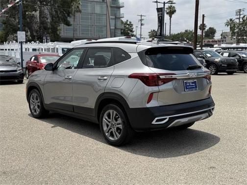2023 Kia Seltos S