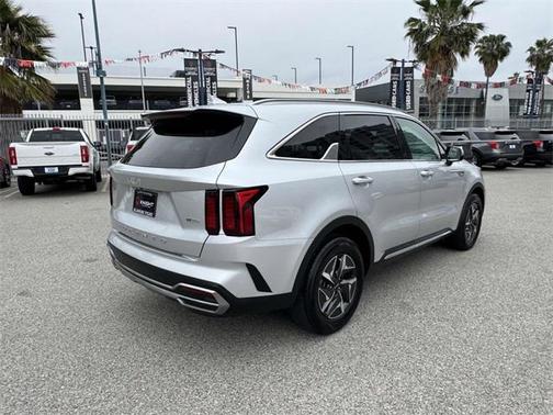 2022 Kia Sorento Hybrid S
