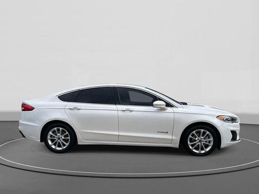 2019 Ford Fusion Hybrid SEL