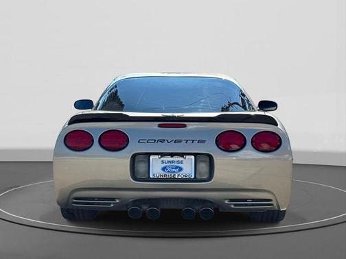 2002 Chevrolet Corvette Base