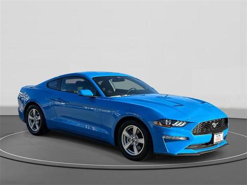 2022 Ford Mustang EcoBoost