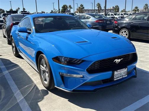 2022 Ford Mustang EcoBoost