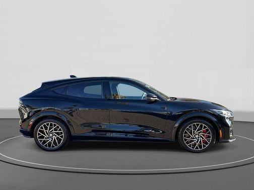 2022 Ford Mustang Mach-E GT