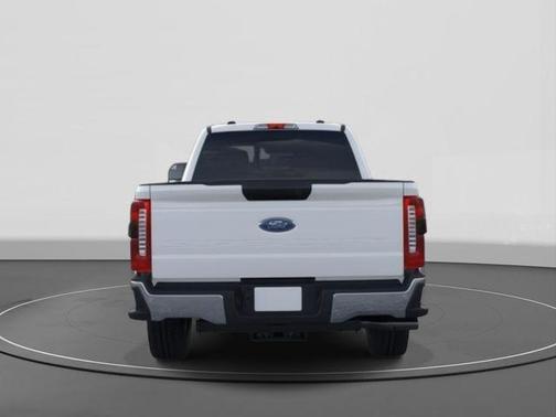 2026 Ford F-350 XLT
