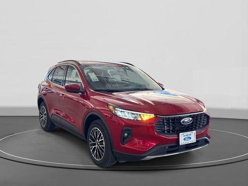 2025 Ford Escape PHEV SE