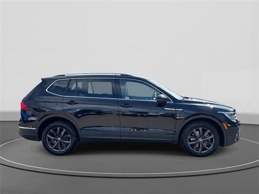 2022 Volkswagen Tiguan 2.0T SE 4MOTION