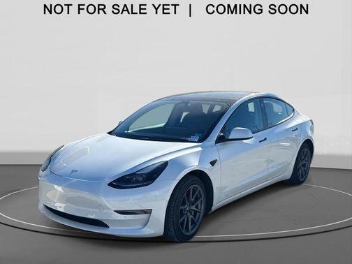 2022 Tesla Model 3 Standard Range