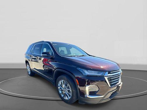 2022 Chevrolet Traverse LT Leather