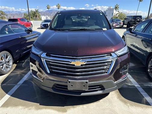 2022 Chevrolet Traverse LT Leather
