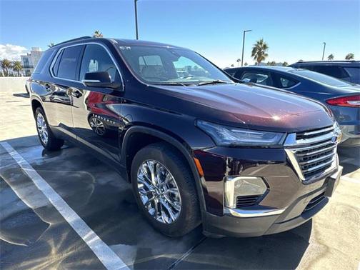 2022 Chevrolet Traverse LT Leather