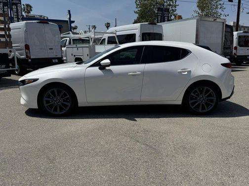 2022 Mazda Mazda3 FWD w/Preferred Package