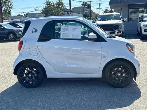 2018 smart ForTwo Electric Drive passion