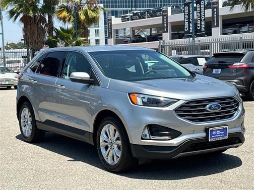 2022 Ford Edge Titanium