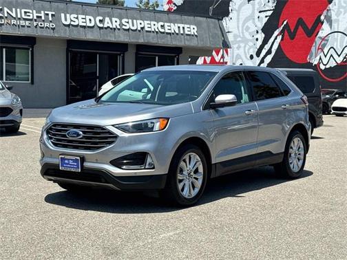 2022 Ford Edge Titanium