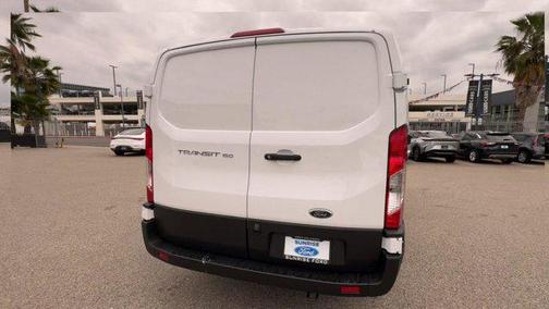 2025 Ford Transit-150 XL