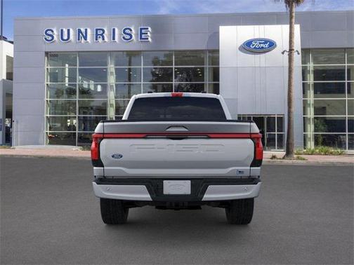 2025 Ford F-150 Lightning LARIAT