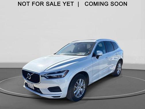 2020 Volvo XC60 T5 Momentum