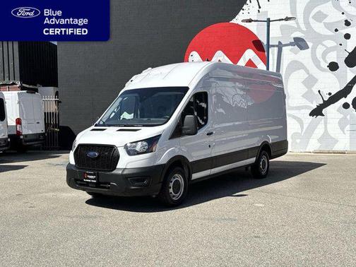 2022 Ford Transit-250 Base