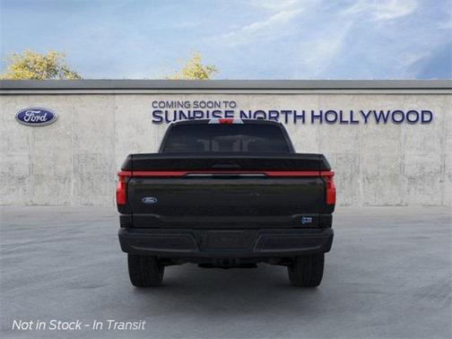 2025 Ford F-150 Lightning LARIAT