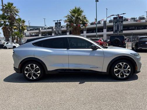 2021 Ford Mustang Mach-E Premium