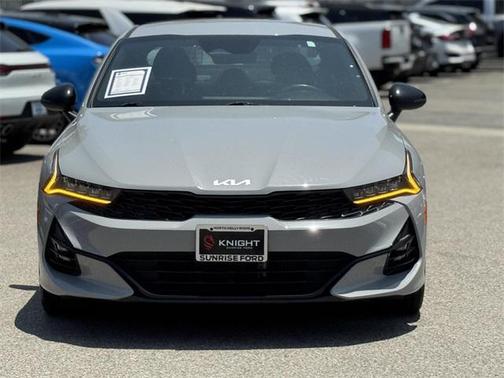2022 Kia K5 GT-Line
