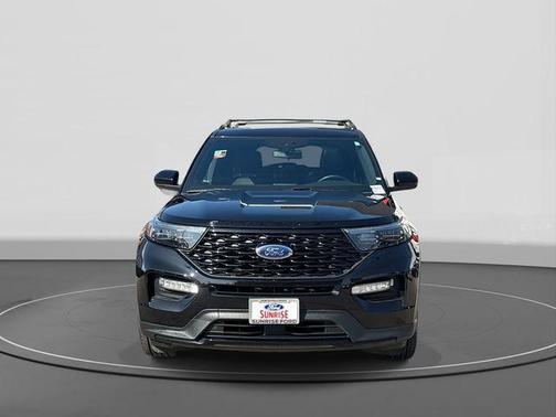 2022 Ford Explorer ST-Line