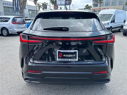 2025 Lexus NX 350h Premium