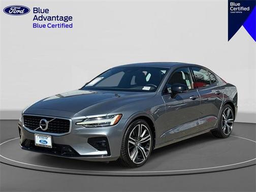 2019 Volvo S60 T6 R-Design