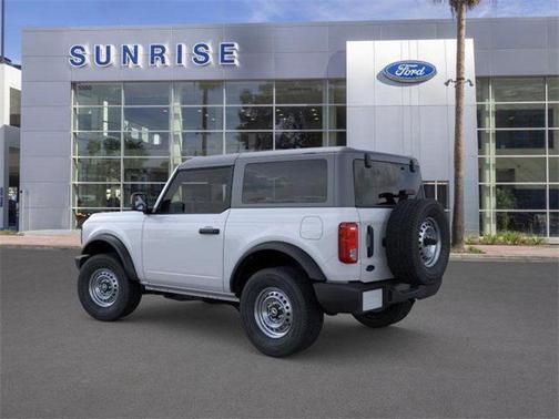 2025 Ford Bronco Base