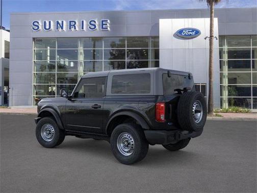 2025 Ford Bronco Base