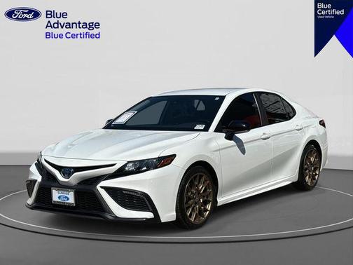 2024 Toyota Camry Hybrid SE