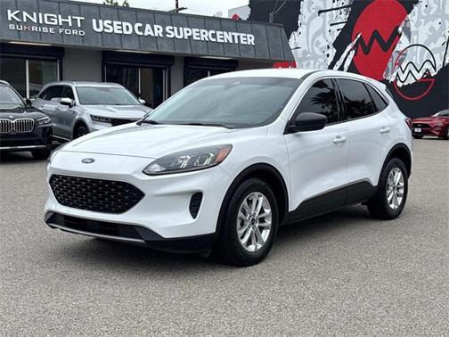 2022 Ford Escape SE