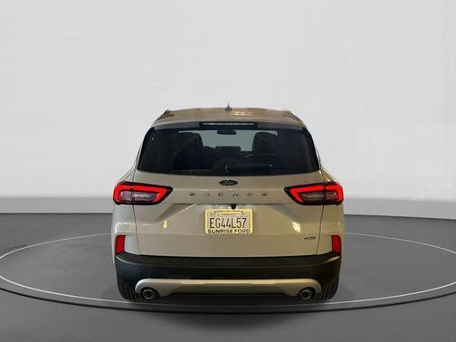 2025 Ford Escape PHEV SE