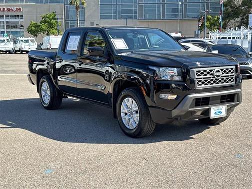 2022 Nissan Frontier SV