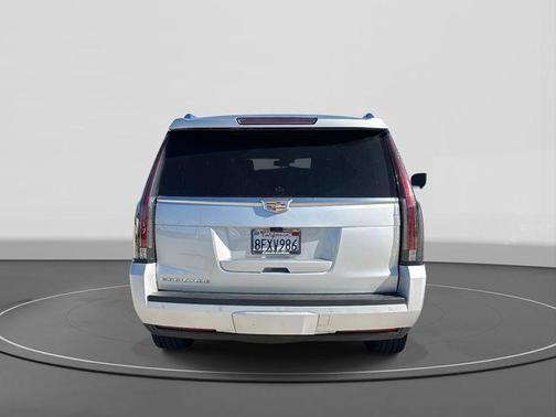 2018 Cadillac Escalade Platinum