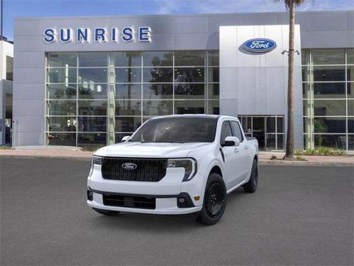 2025 Ford Maverick Lobo Standard