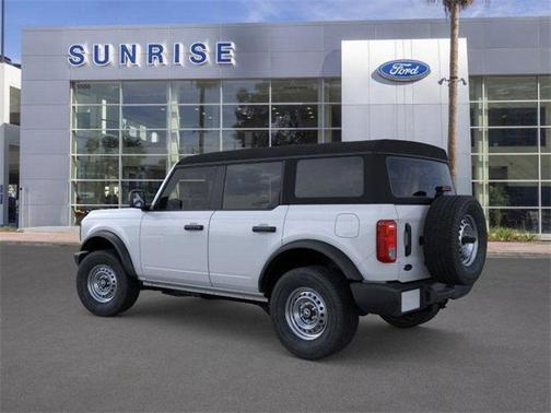 2025 Ford Bronco Base