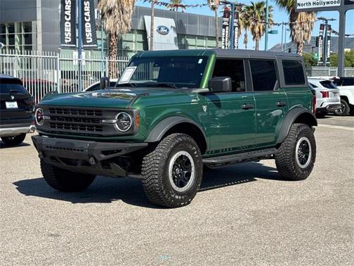 2023 Ford Bronco Base