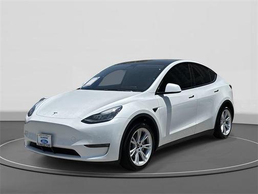 2022 Tesla Model Y Long Range Dual Motor All-Wheel Drive