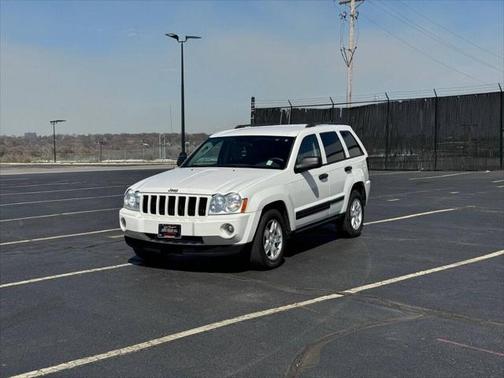 2006 Jeep Grand Cherokee Laredo