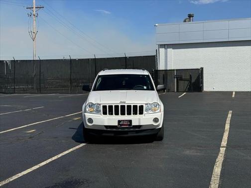 2006 Jeep Grand Cherokee Laredo
